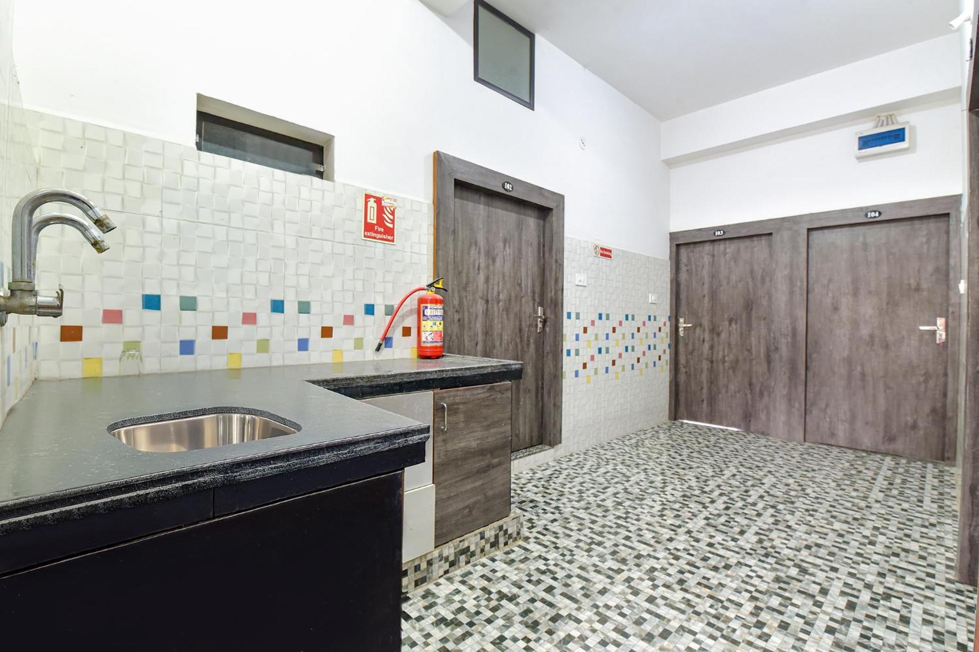 Fabexpress Soni Palace Udždžain Exteriér fotografie